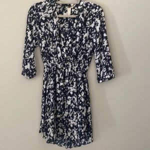 Navy/white 3/4 length sleeve dress